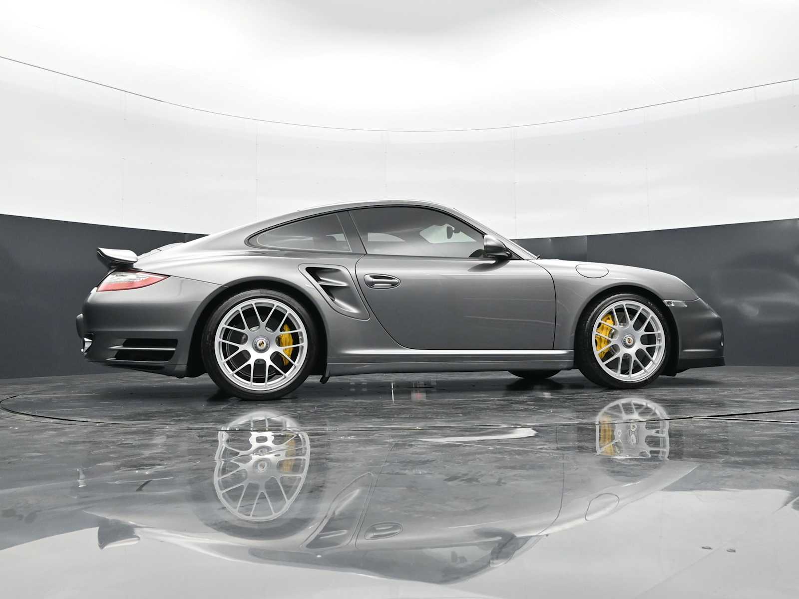 Thumbnail: 2013 Porsche 911 - 44