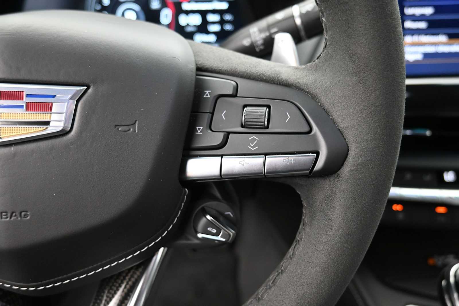 Thumbnail: 2023 Cadillac CT4 - 10