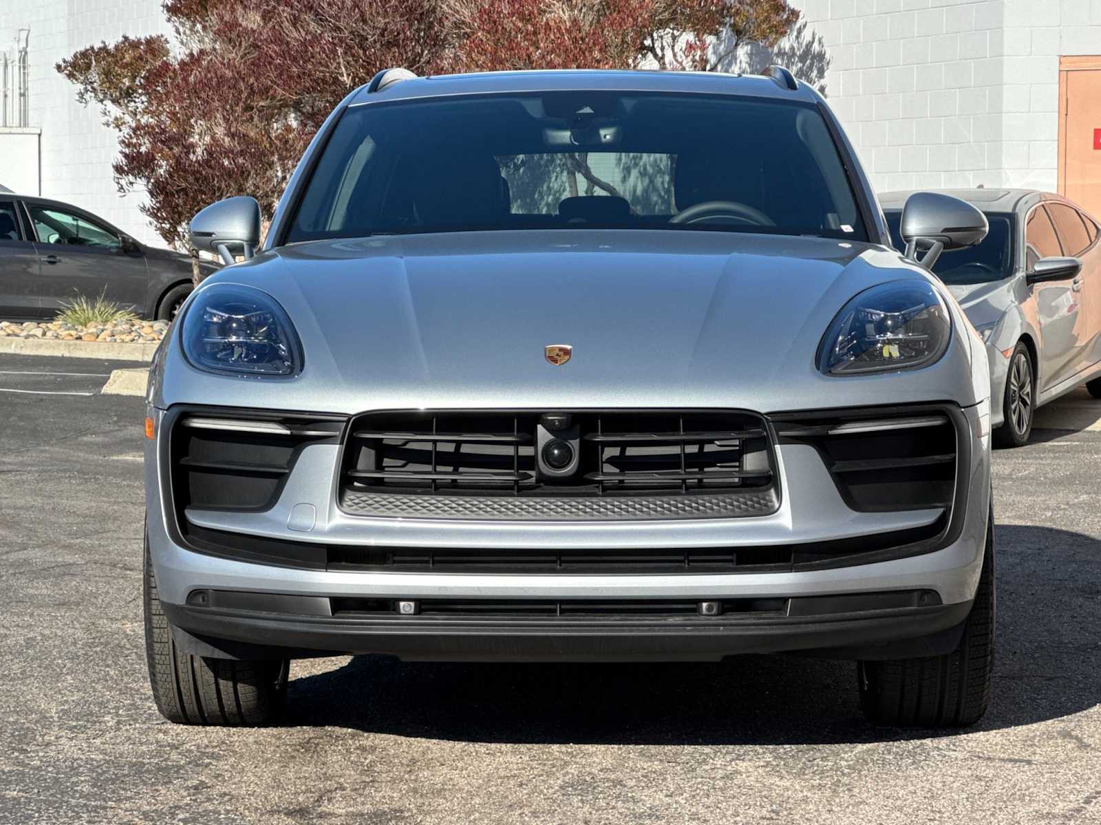 Thumbnail: 2026 Porsche Macan - 11