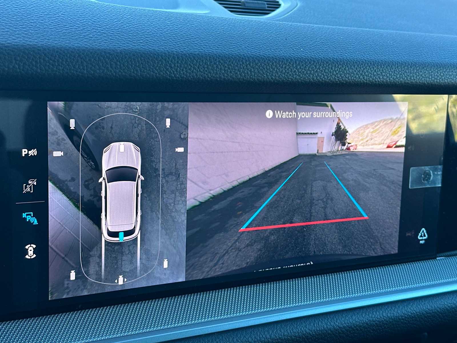 Thumbnail: 2026 Porsche Cayenne - 21