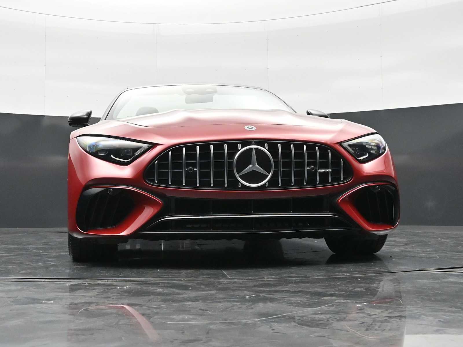 Thumbnail: 2022 Mercedes-Benz SL-Class - 45