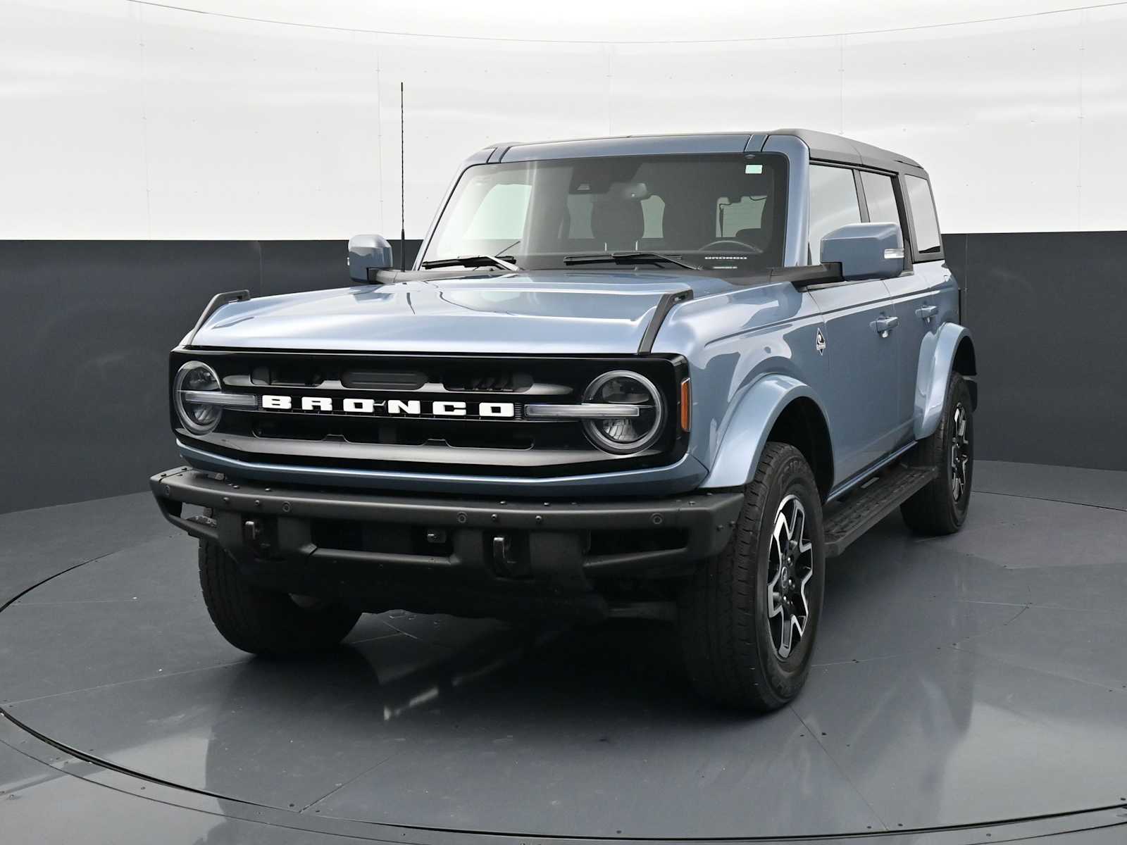 Thumbnail: 2023 Ford Bronco - 28