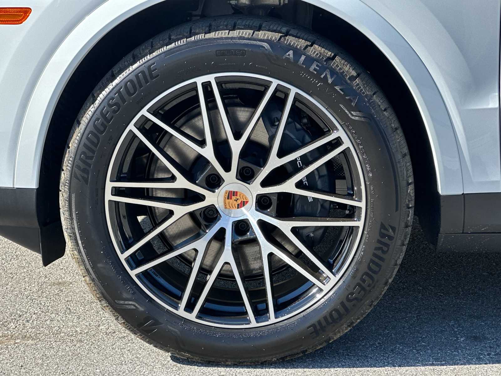 Thumbnail: 2026 Porsche Cayenne - 28