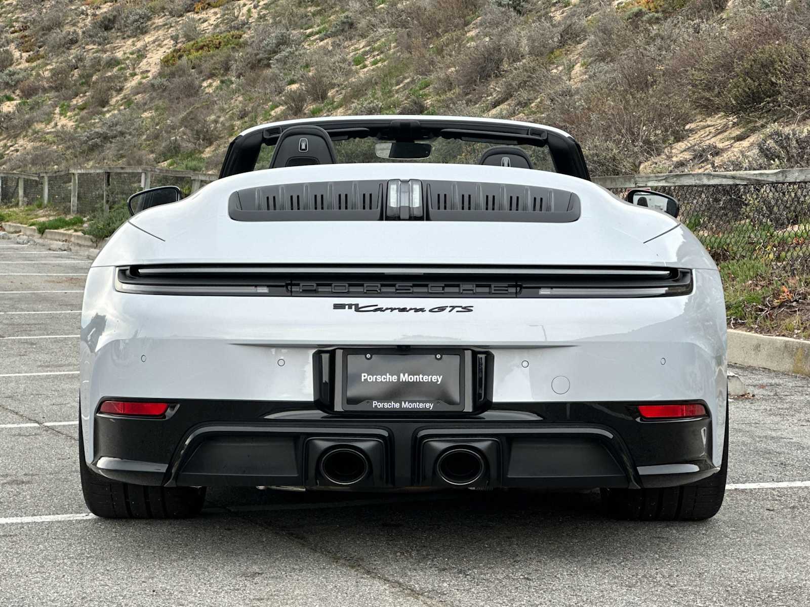 Thumbnail: 2026 Porsche 911 - 8