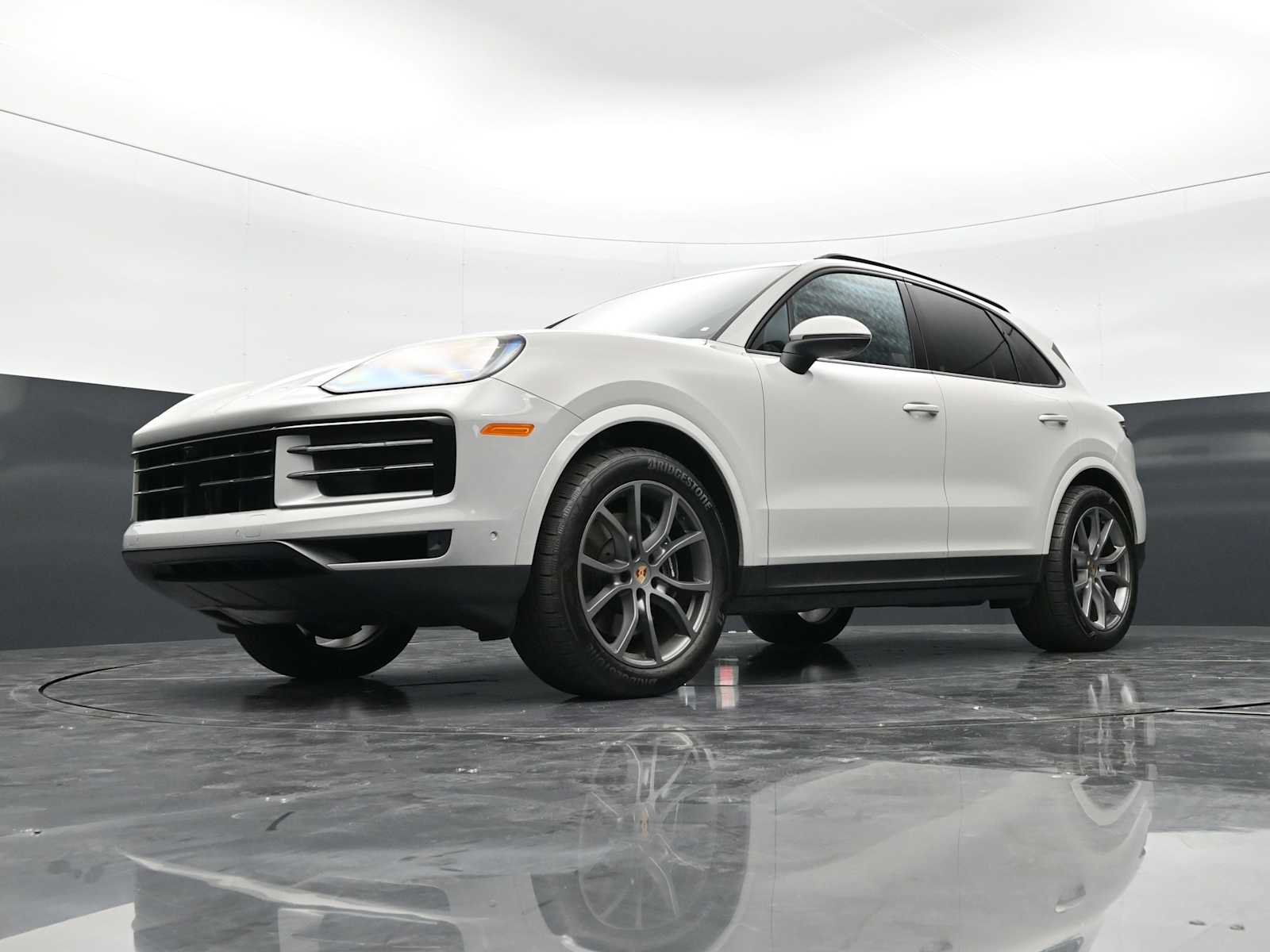 Thumbnail: 2025 Porsche Cayenne - 36