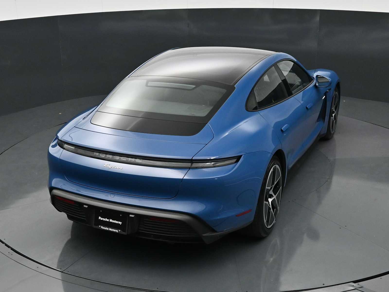 Thumbnail: 2026 Porsche Taycan - 33