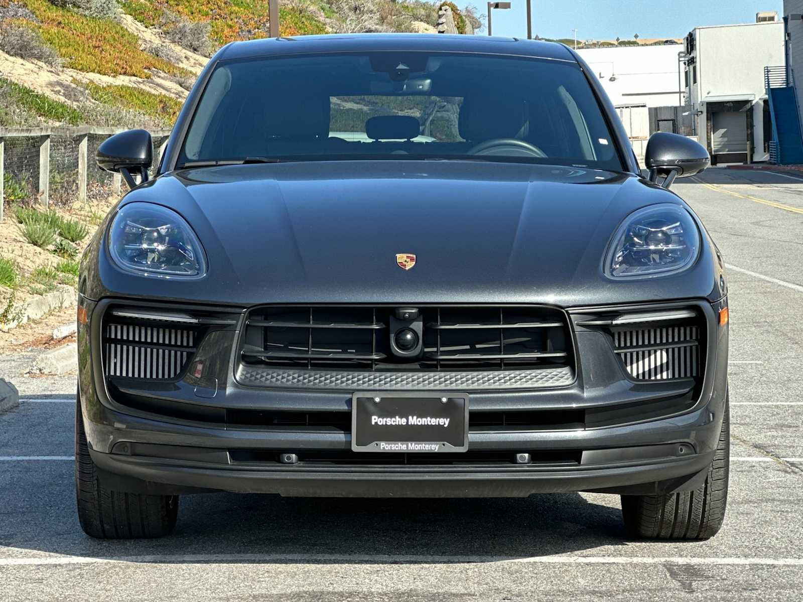 Thumbnail: 2025 Porsche Macan - 11