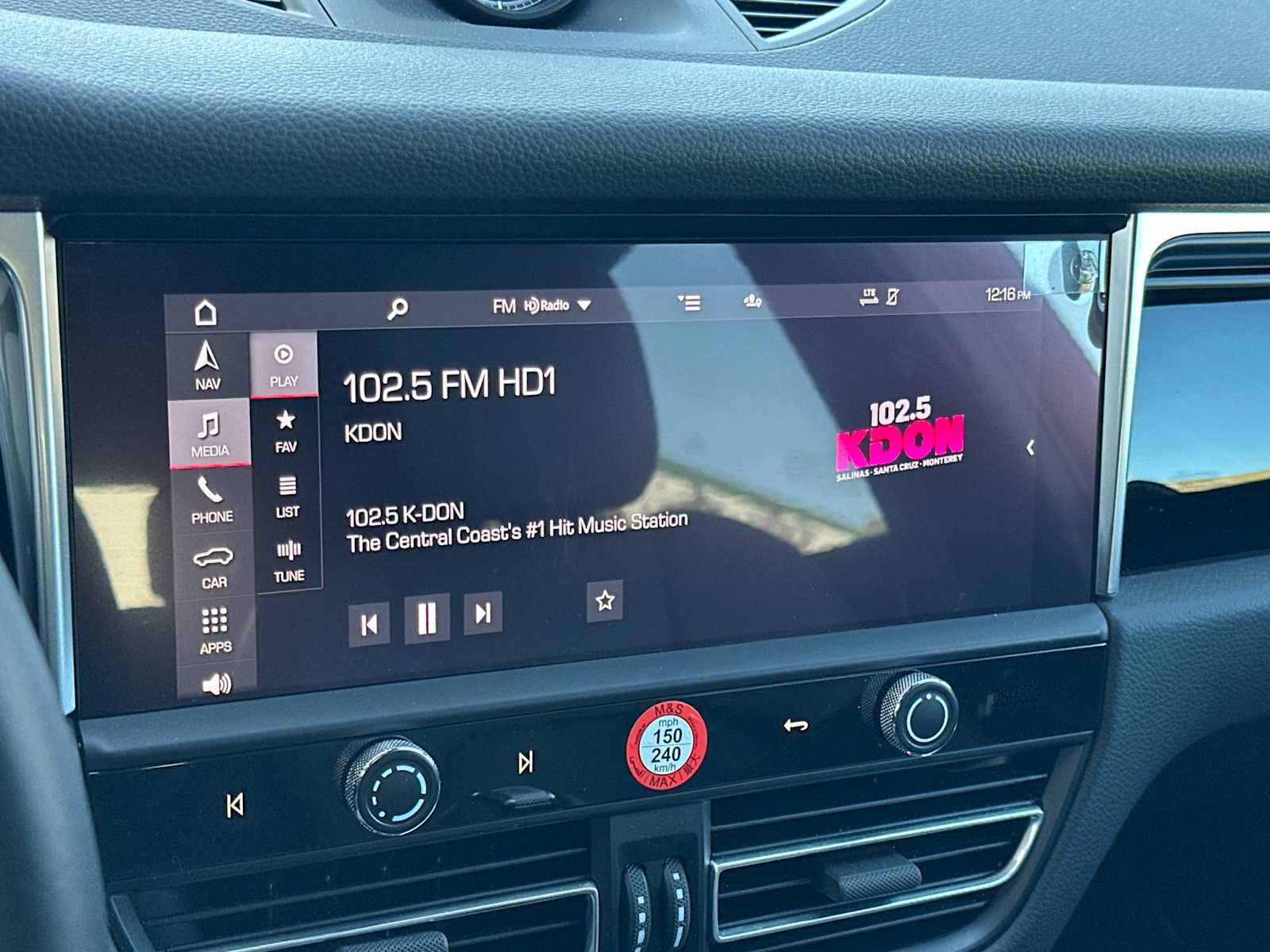 Thumbnail: 2024 Porsche Macan - 19