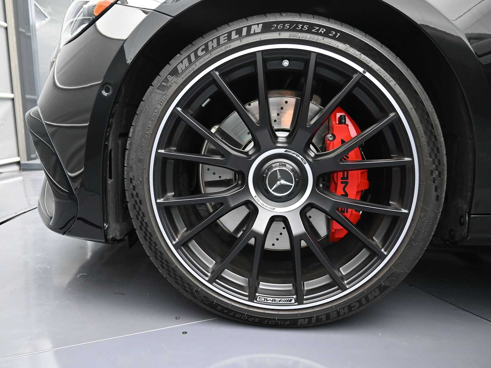 Thumbnail: 2025 Mercedes-Benz E-Class - 22