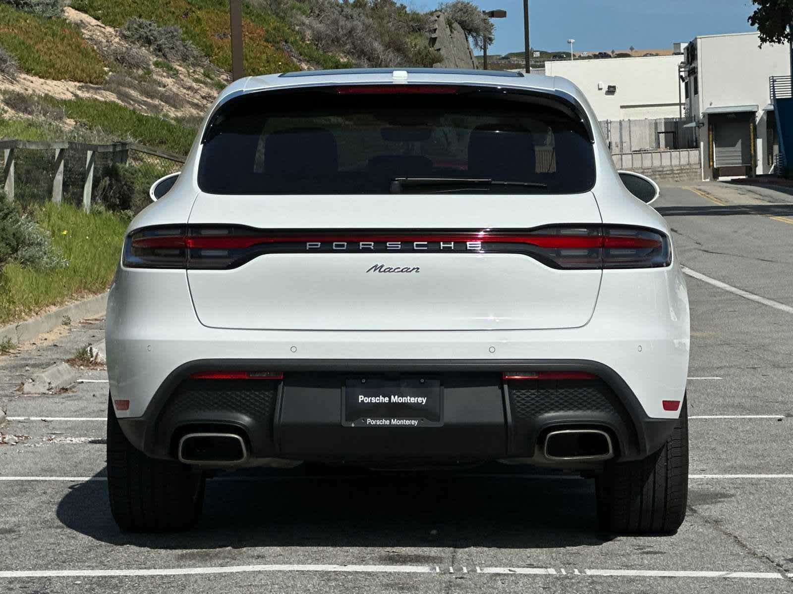 2024 Porsche Macan T 7