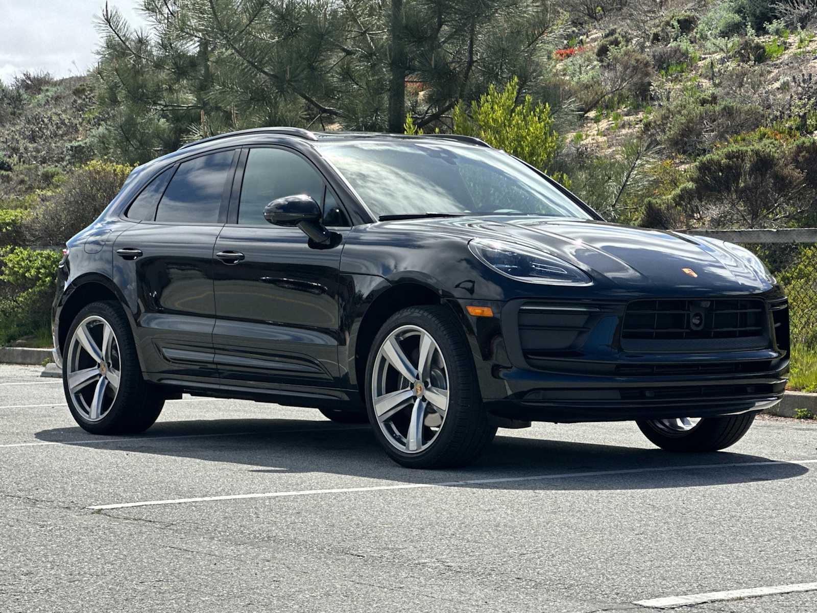 Thumbnail: 2025 Porsche Macan - 10