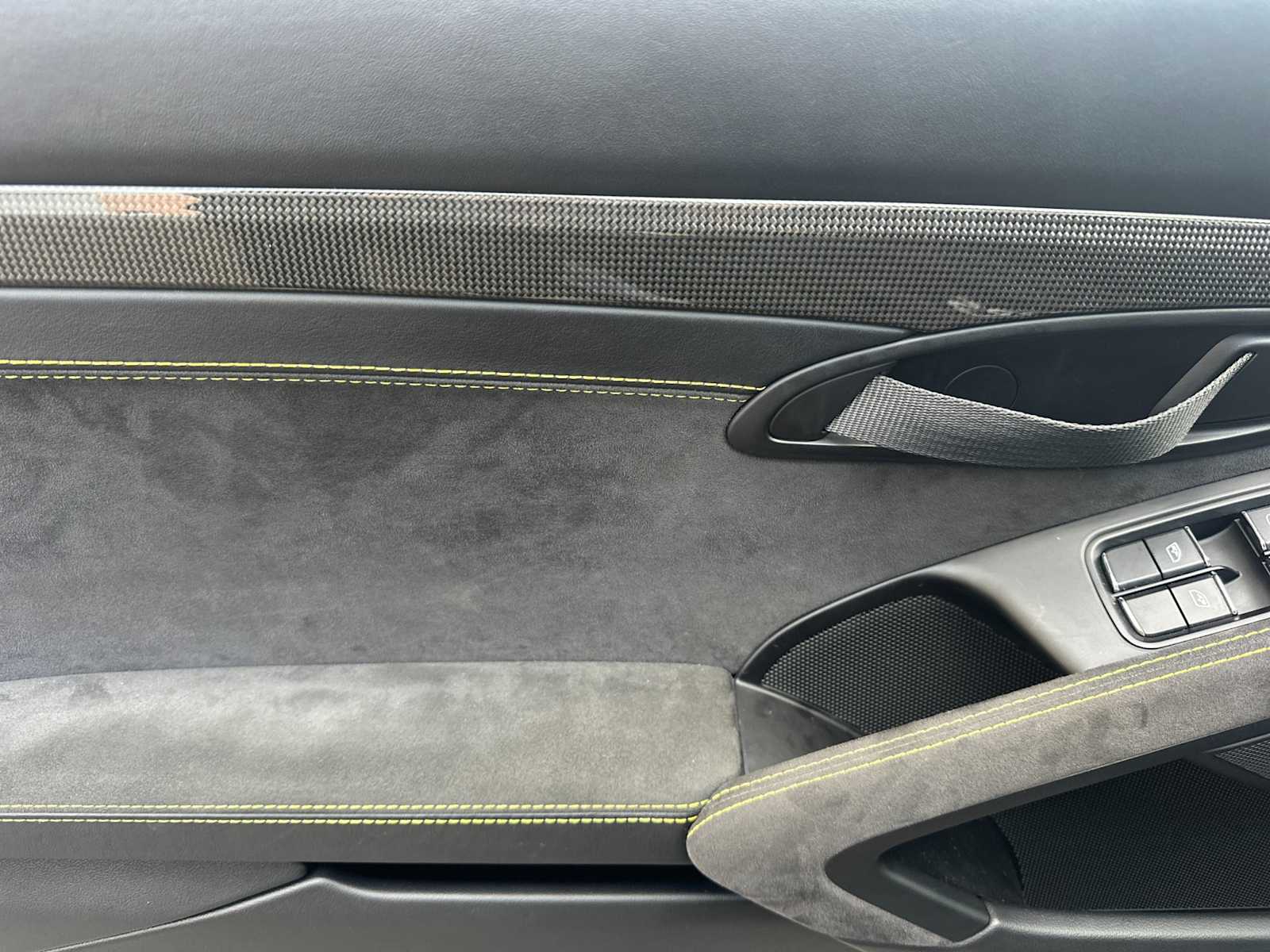 Thumbnail: 2019 Porsche 911 - 11