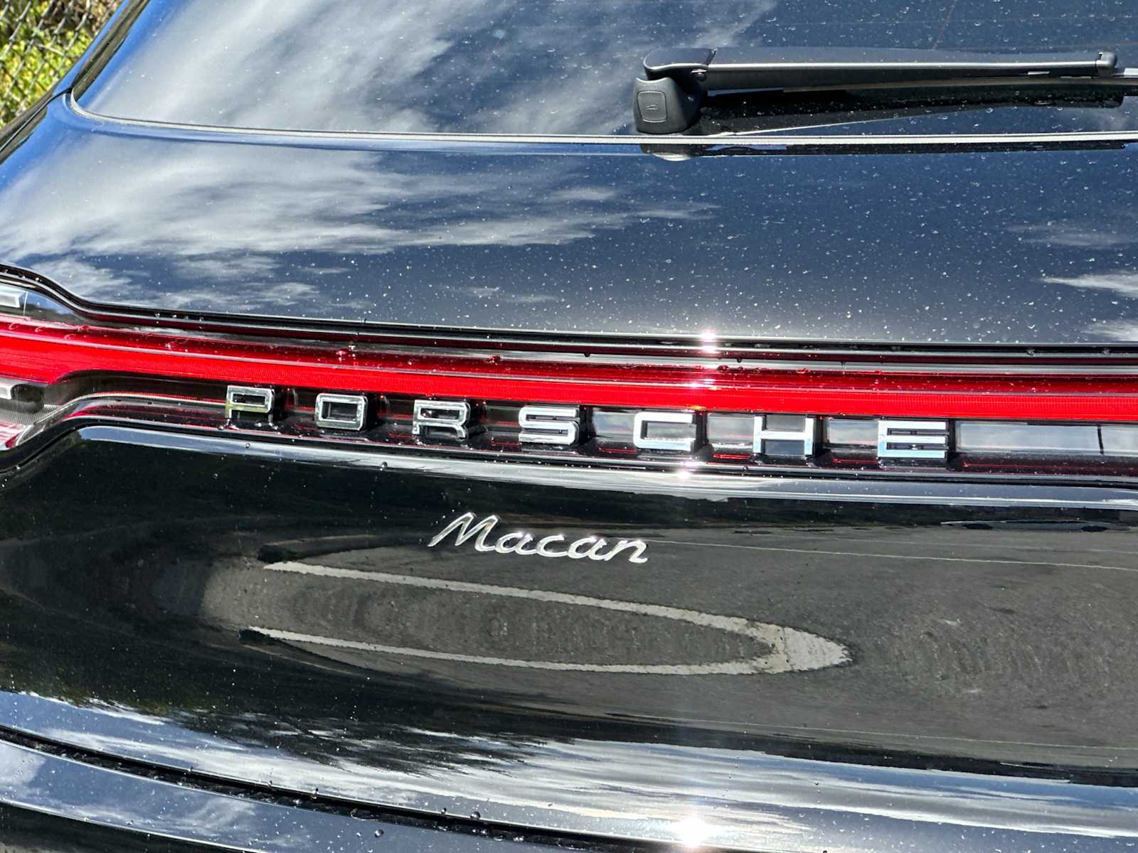 Thumbnail: 2025 Porsche Macan - 25
