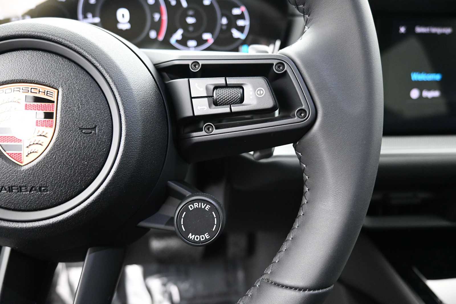 Thumbnail: 2026 Porsche Cayenne - 11