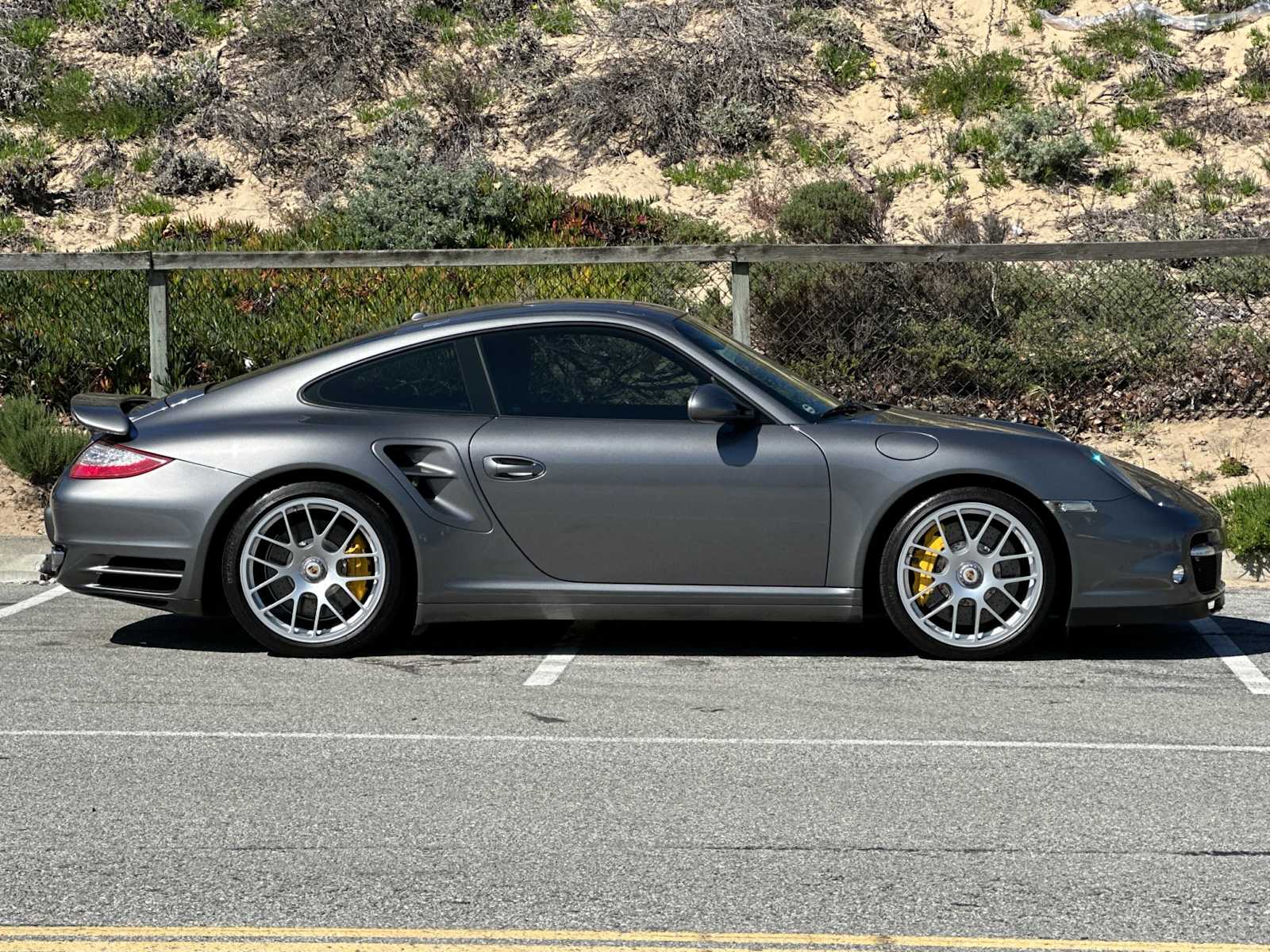Thumbnail: 2013 Porsche 911 - 8