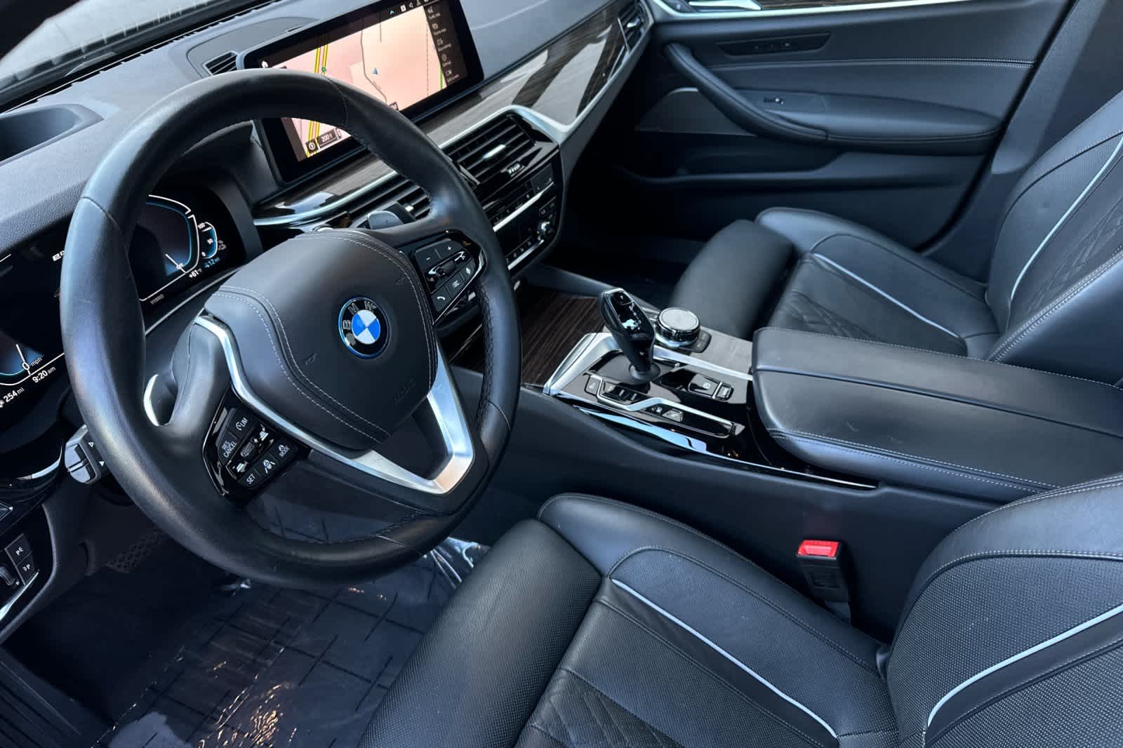 Thumbnail: 2022 BMW 5 Series - 11
