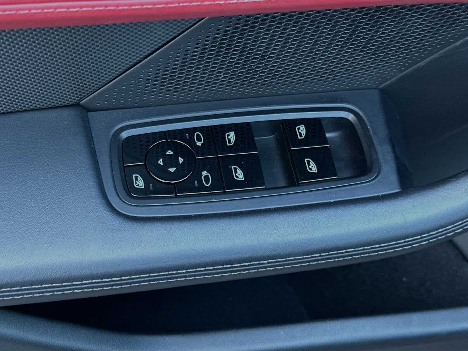 Thumbnail: 2020 Porsche Taycan - 13