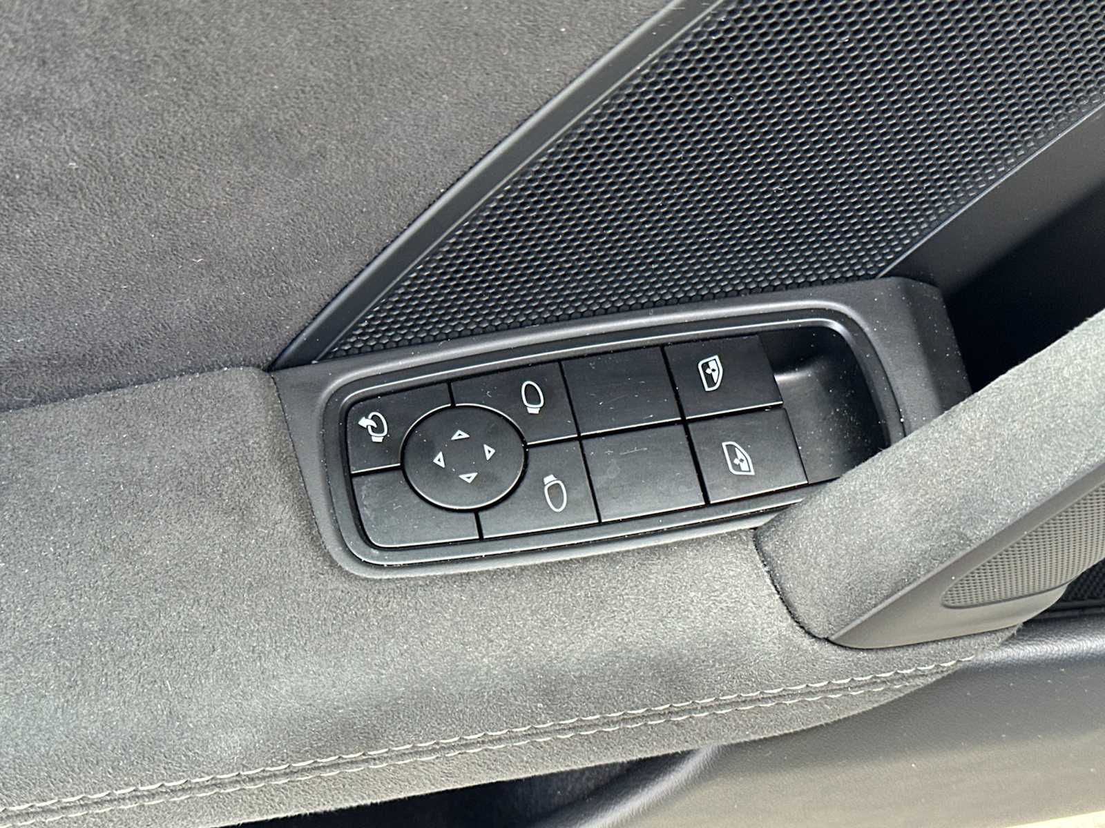2022 Porsche 911 Carrera S 12
