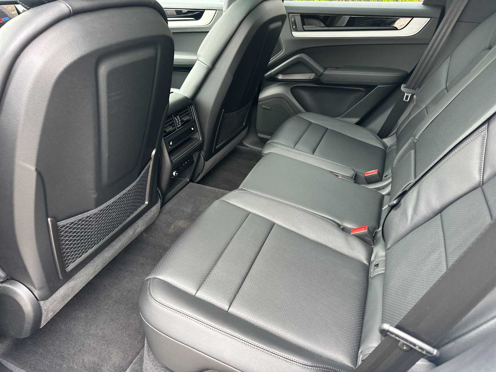 Thumbnail: 2025 Porsche Cayenne - 14