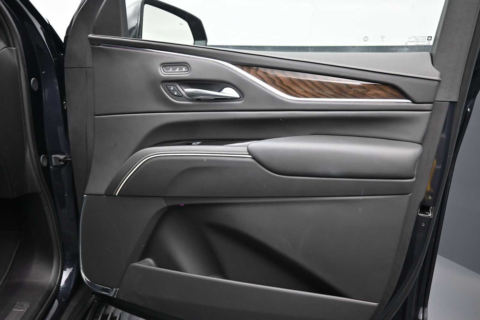 Thumbnail: 2024 Cadillac Escalade - 24