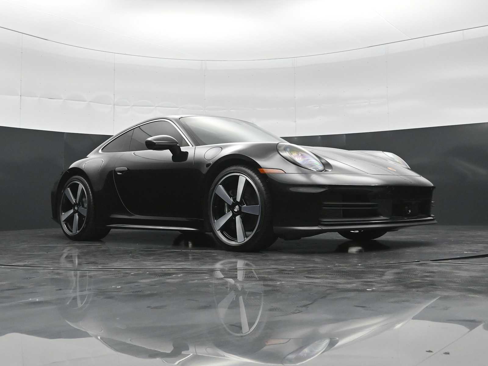 2025 Porsche 911 - Photo 41