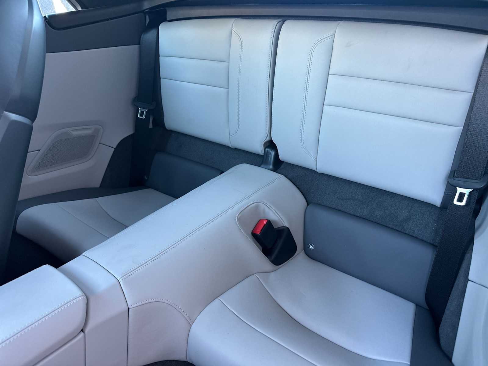 Thumbnail: 2025 Porsche 911 - 16