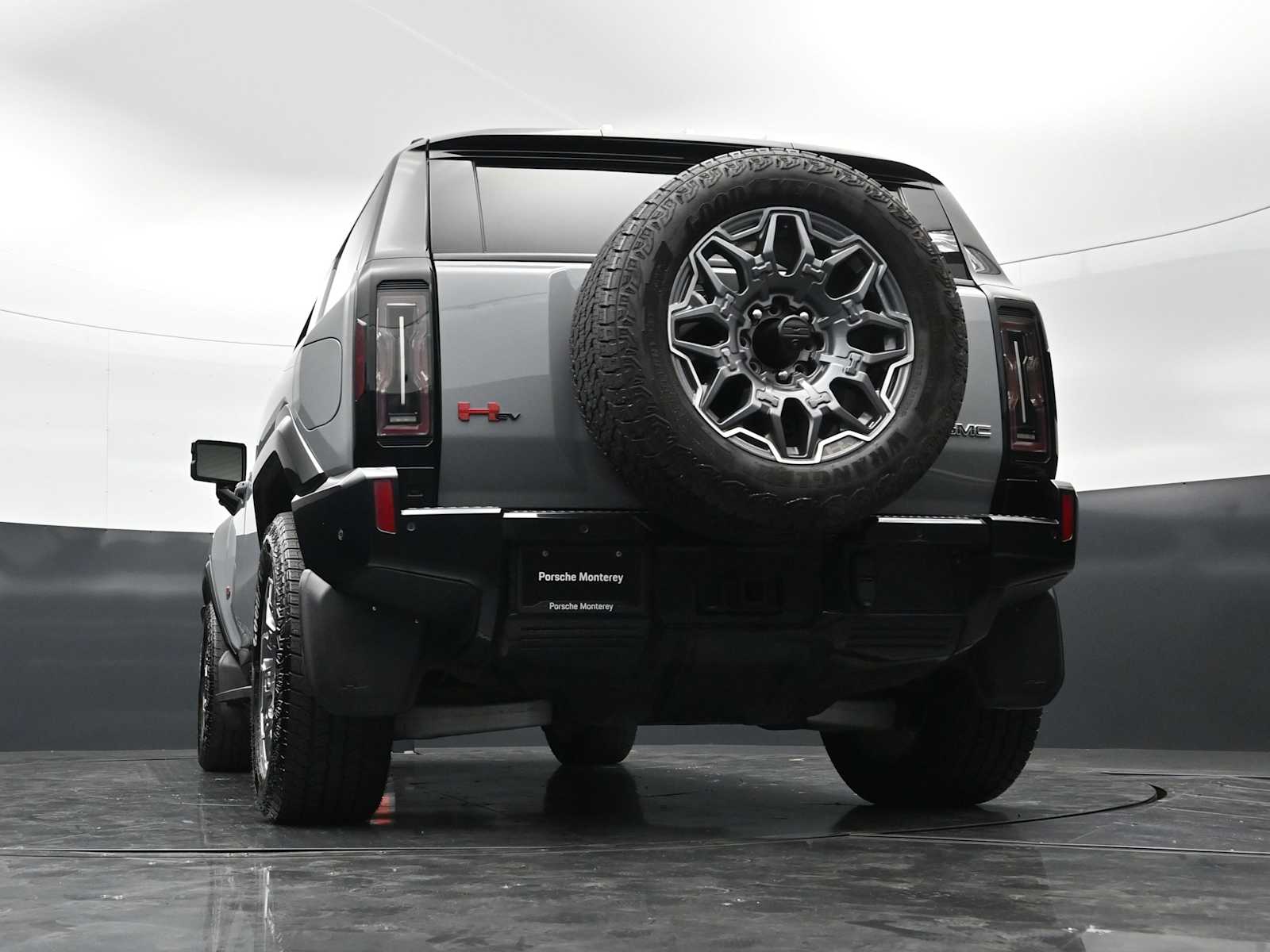 Thumbnail: 2024 GMC Hummer EV - 42