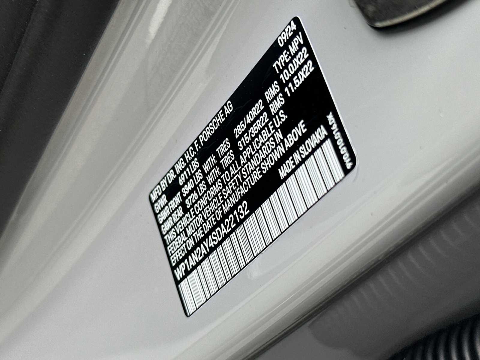 Thumbnail: 2025 Porsche Cayenne - 25