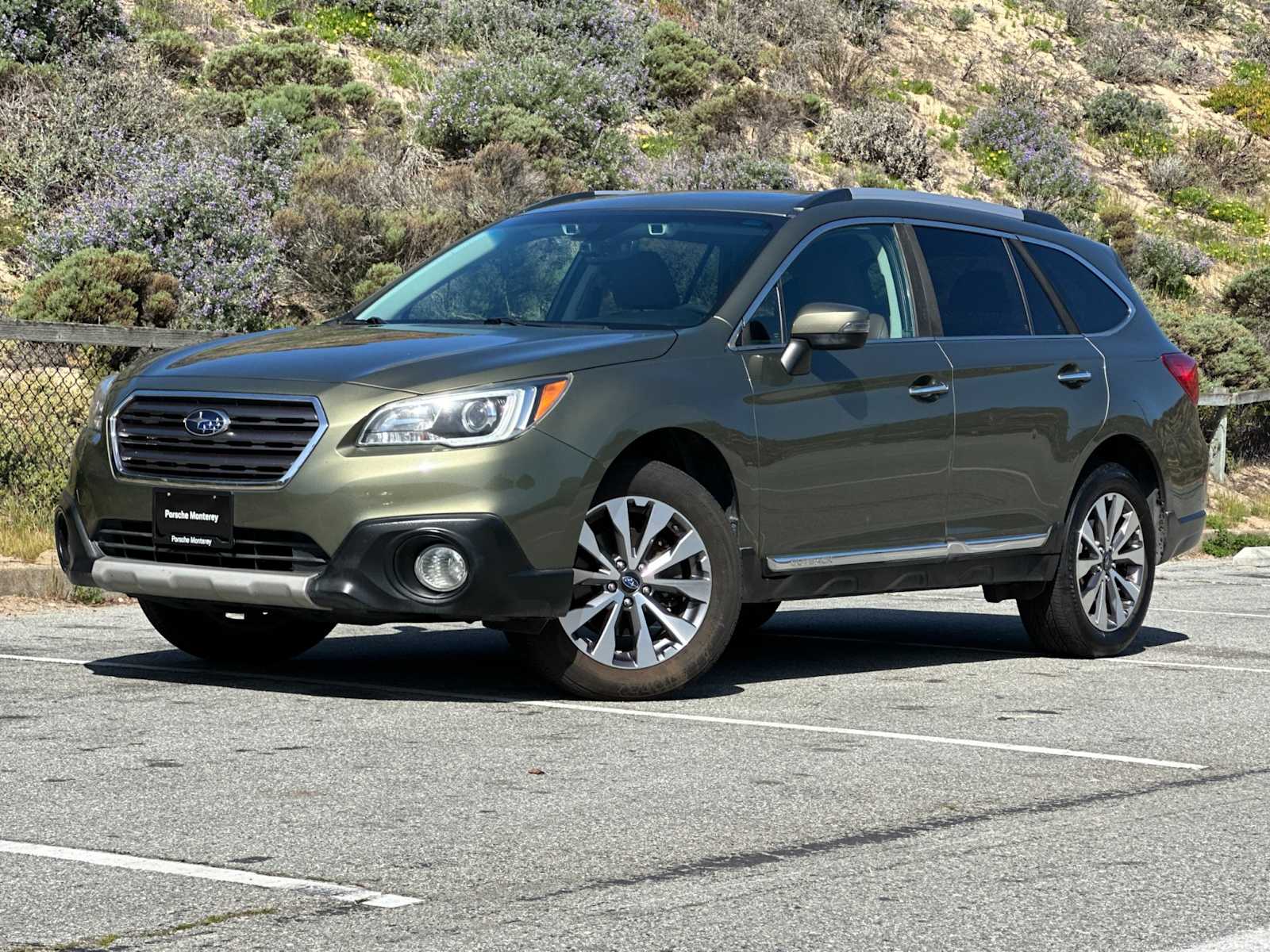 2017 Subaru Outback Touring -
                  Seaside, CA