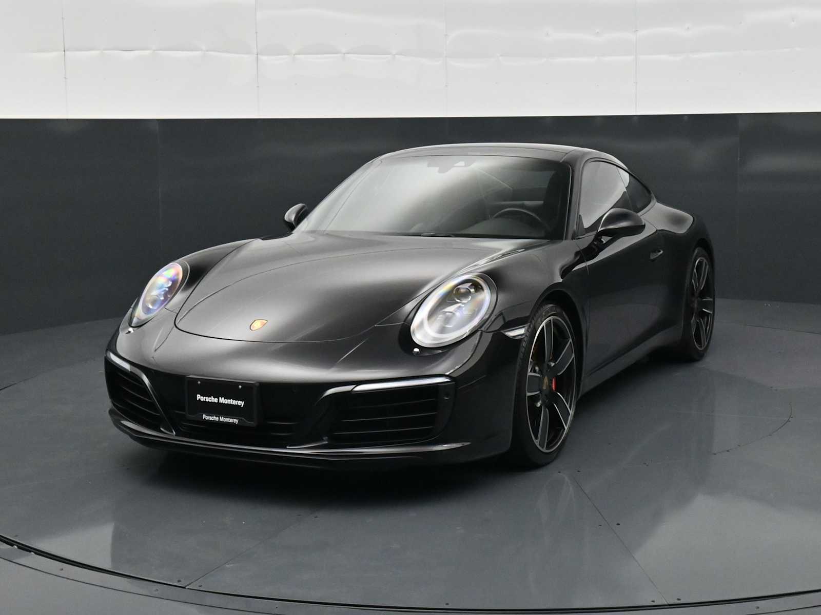 Thumbnail: 2018 Porsche 911 - 27