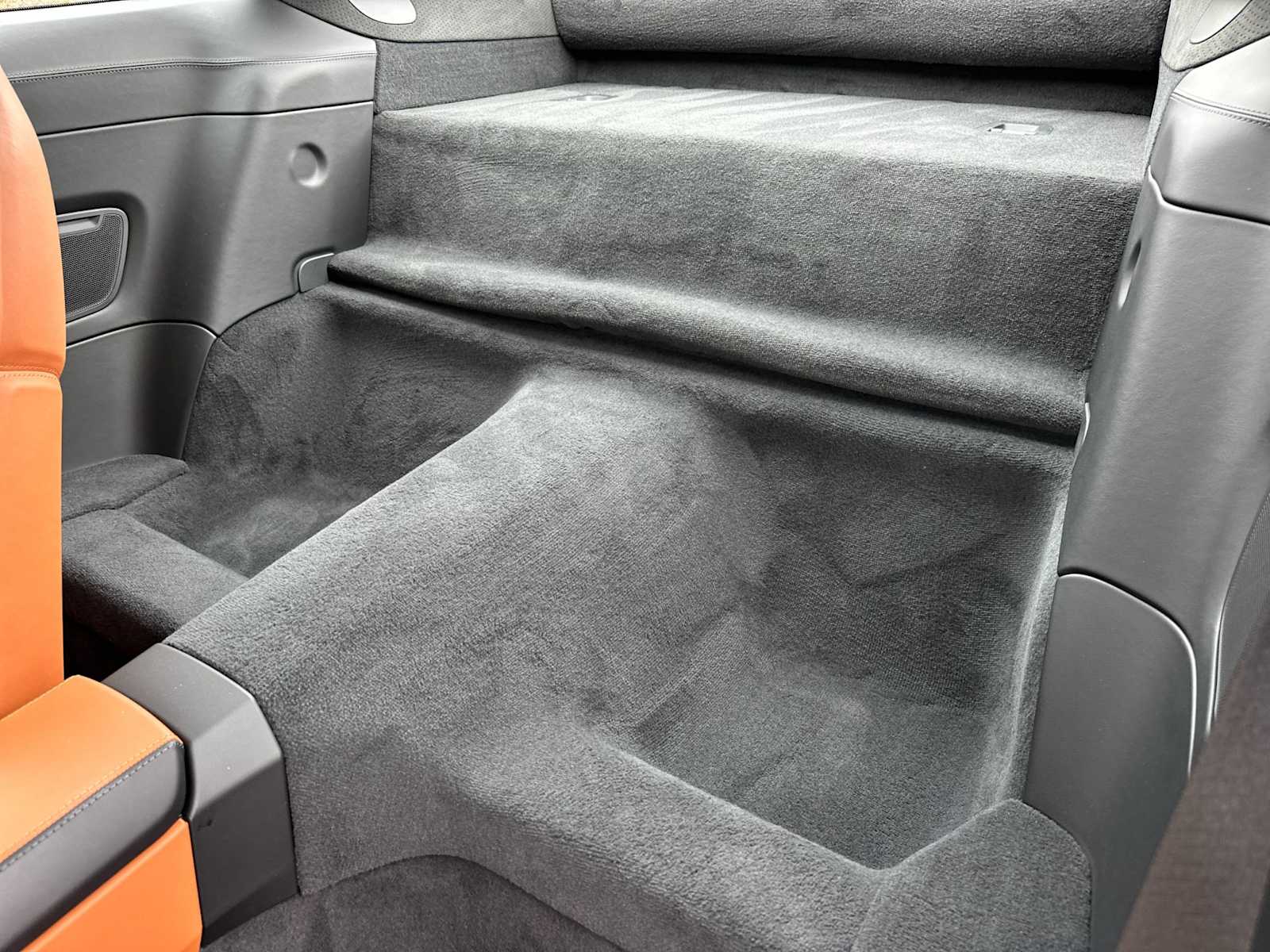 Thumbnail: 2024 Porsche 911 - 13