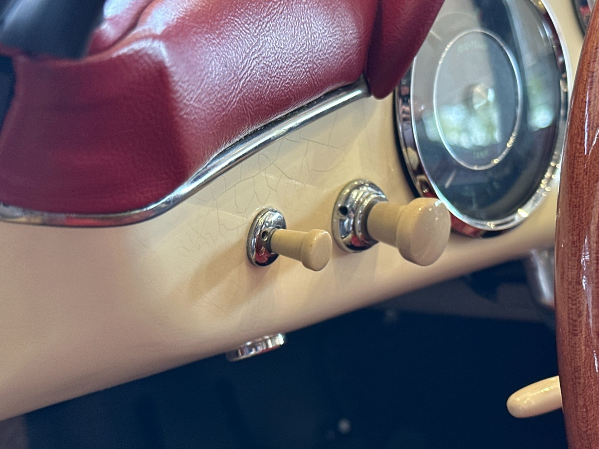 1959 Porsche 356  24