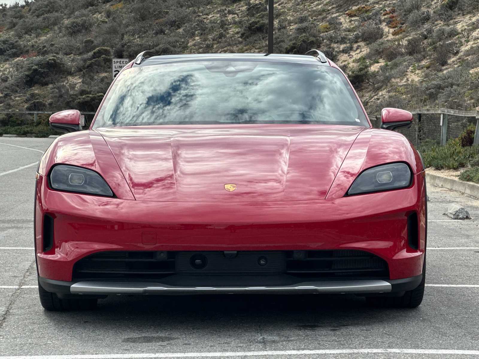 Thumbnail: 2025 Porsche Taycan - 11