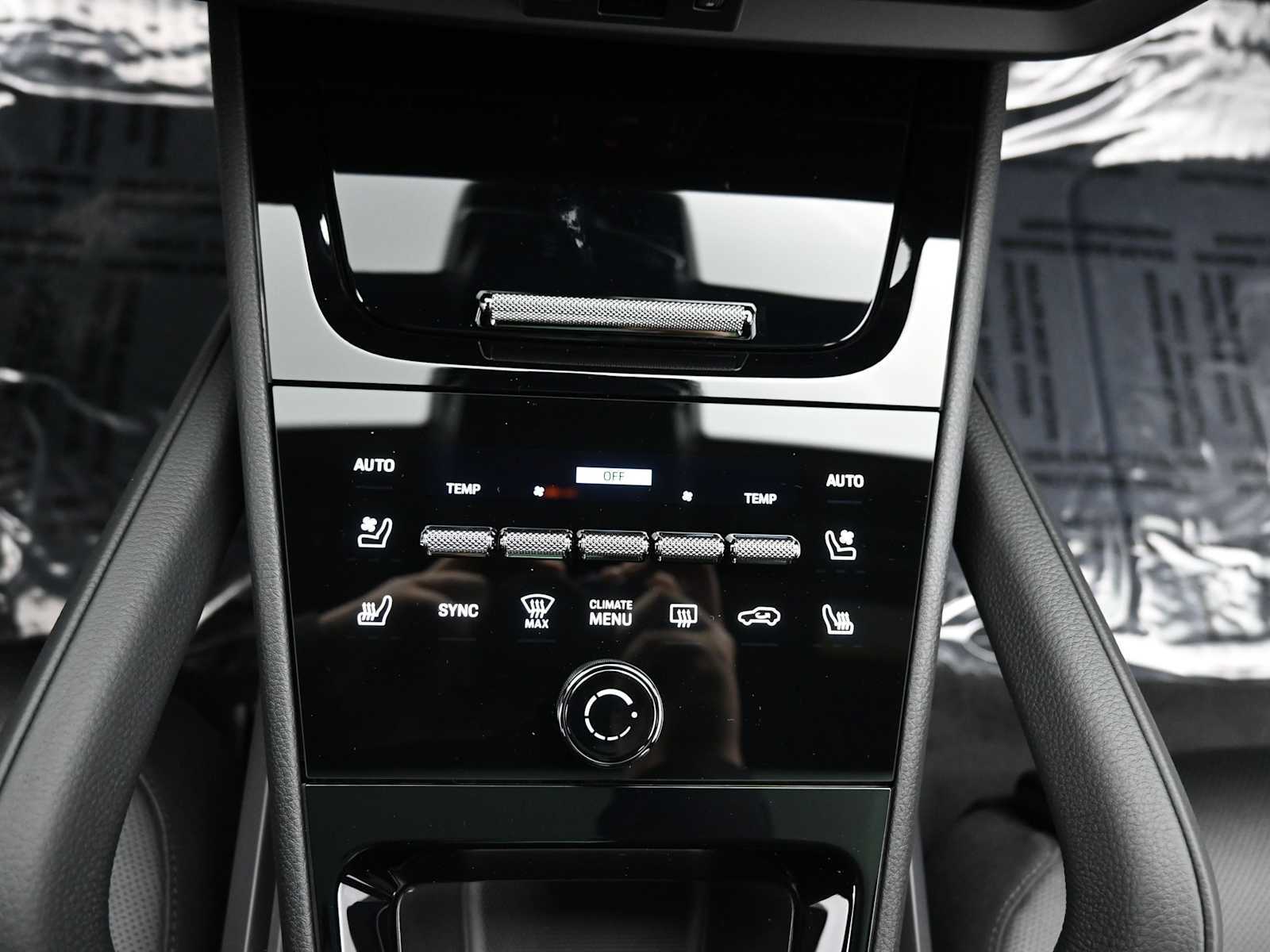 Thumbnail: 2026 Porsche Cayenne - 13