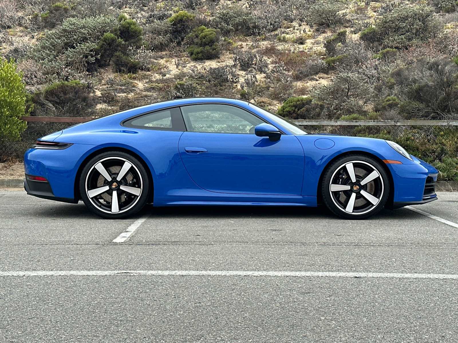 Thumbnail: 2025 Porsche 911 - 8