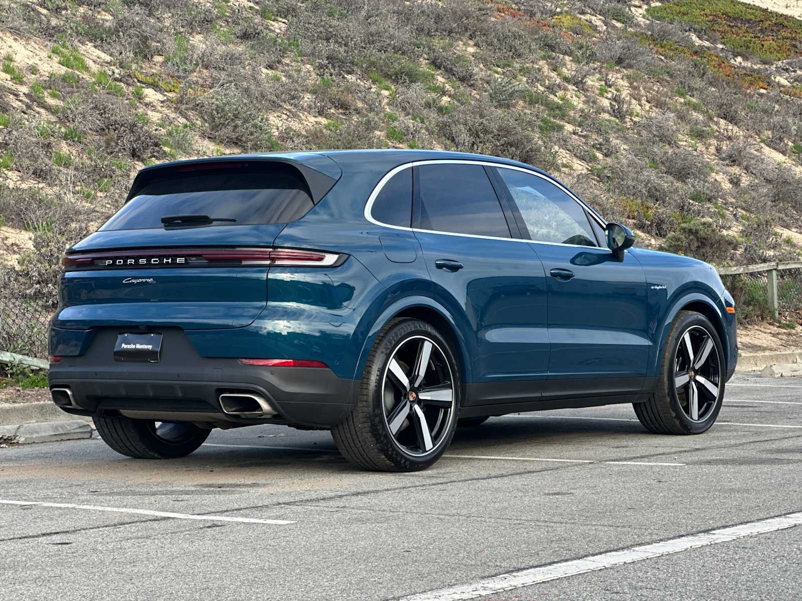 Thumbnail: 2025 Porsche Cayenne - 7