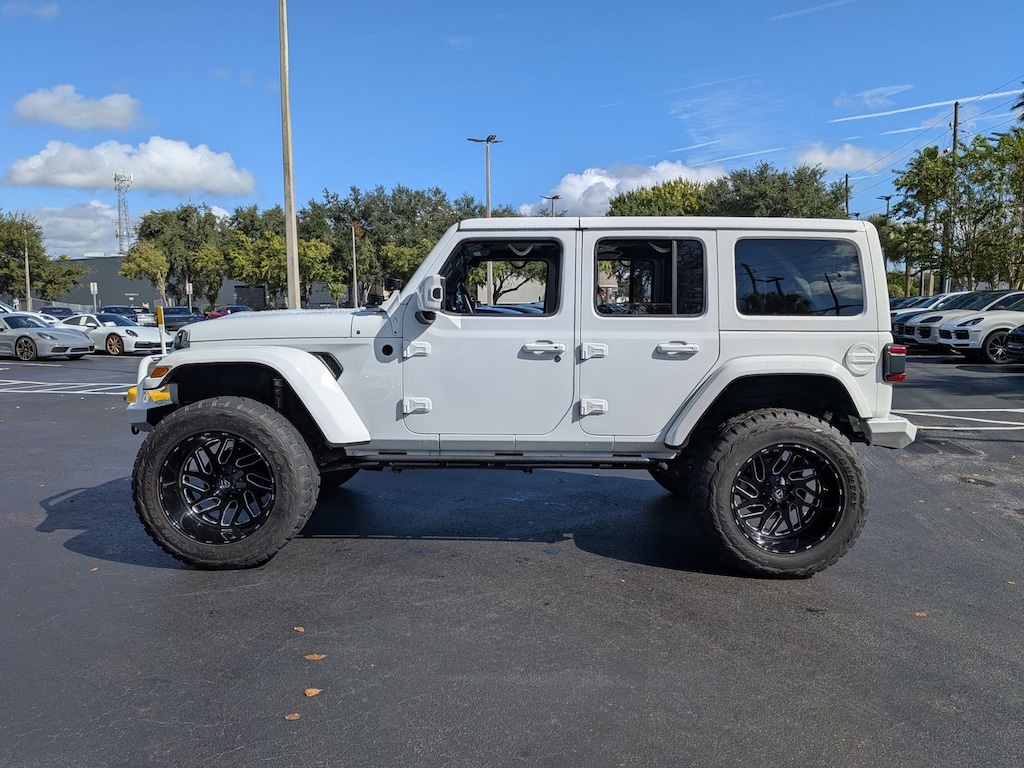 Used 2021 Jeep Wrangler Unlimited Sahara SUV