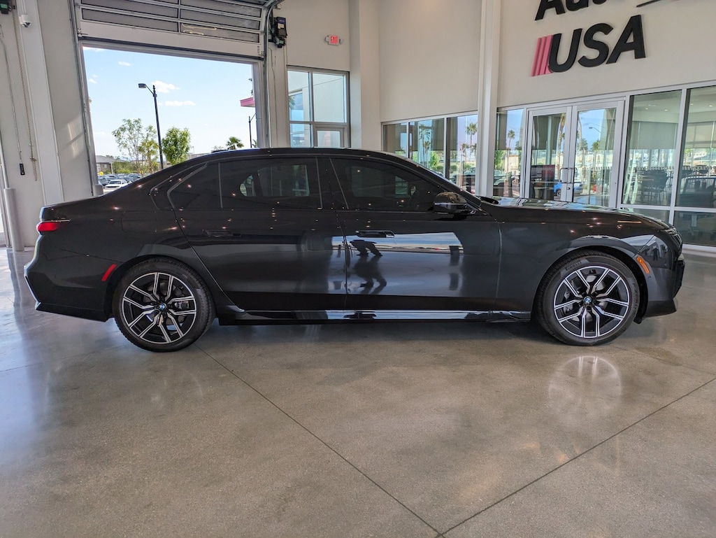 Used 2024 BMW 740i xDrive Sedan