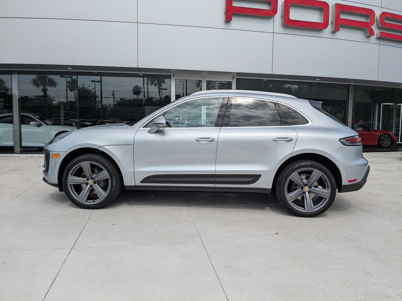 Certified 2024 Porsche Macan T with VIN WP1AA2A54RLB02371 for sale in Maitland, FL