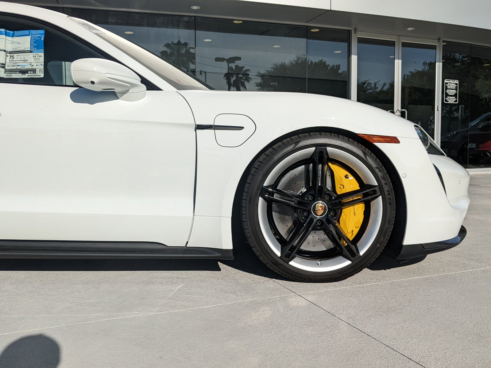 2024 Porsche Taycan Turbo S photo 4