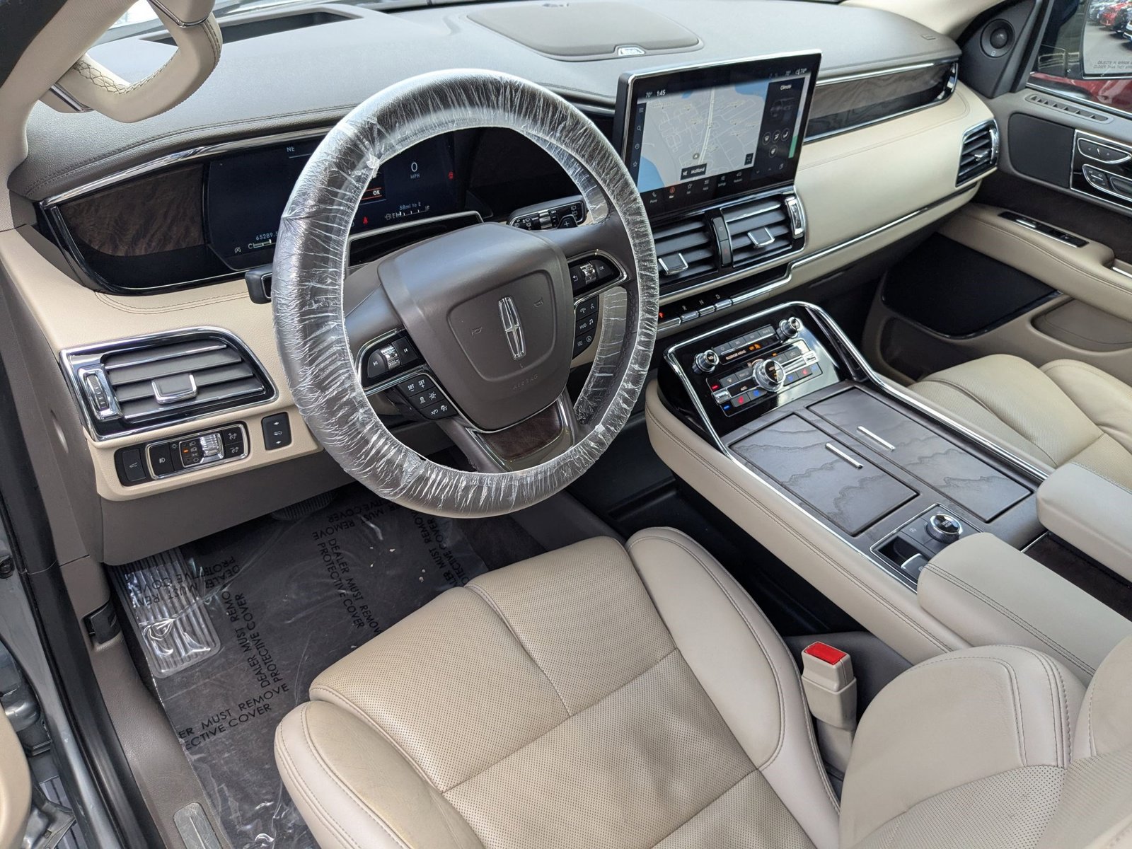 2023 Lincoln Navigator L Reserve photo 3