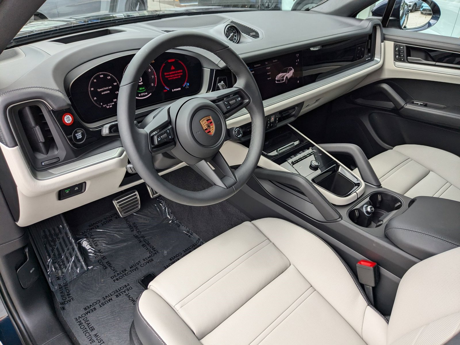 2025 Porsche Cayenne E-Hybrid Coupe S photo 4