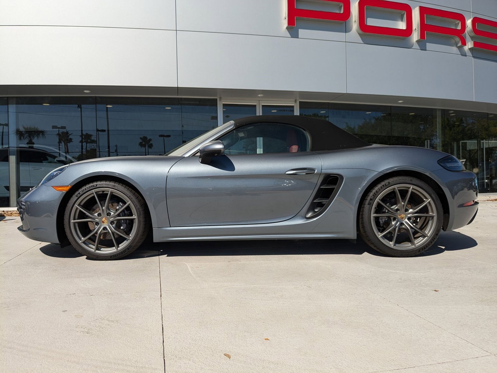 2025 Porsche Boxster Base photo 2