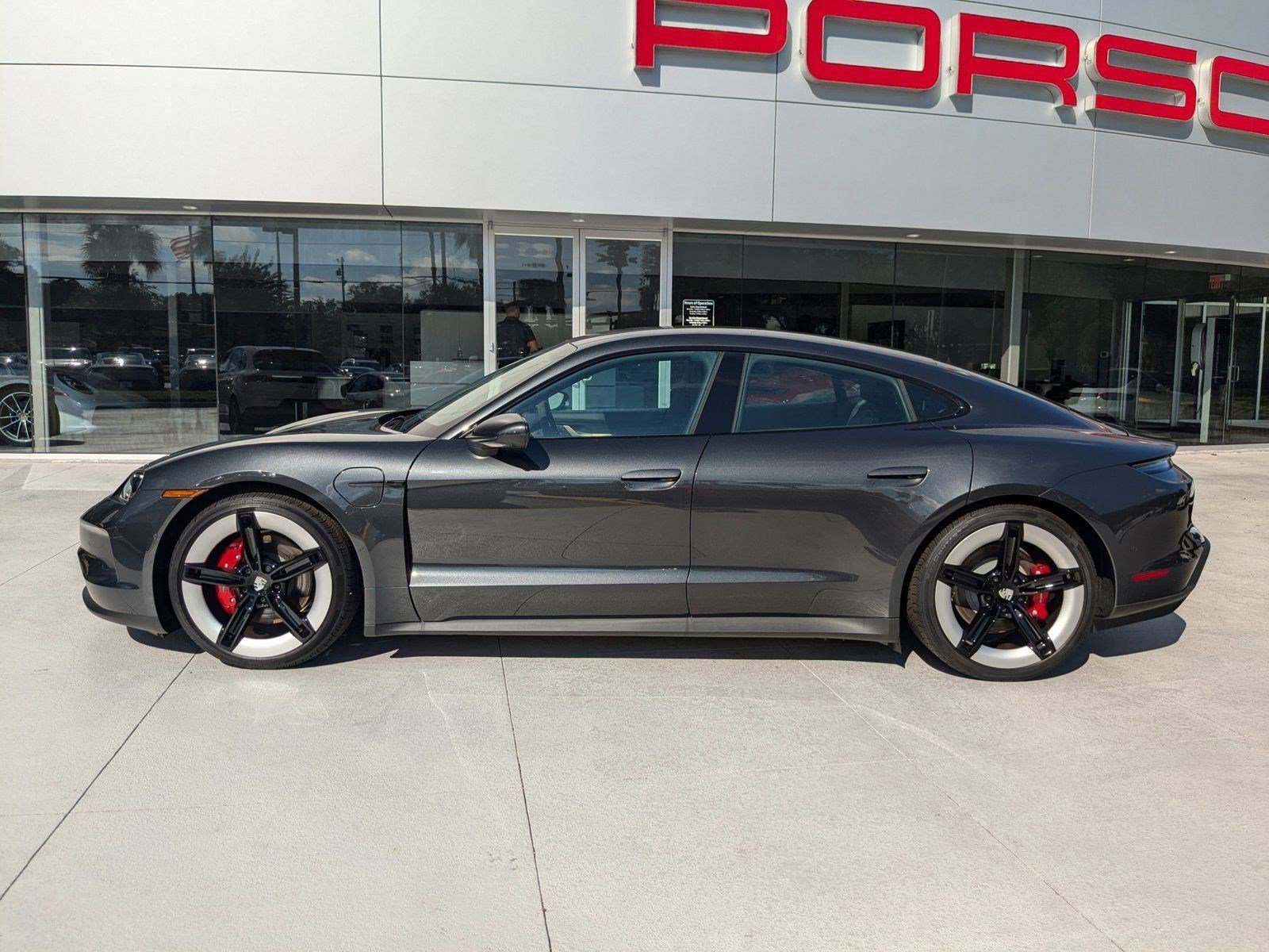 2025 Porsche Taycan 4S photo 2