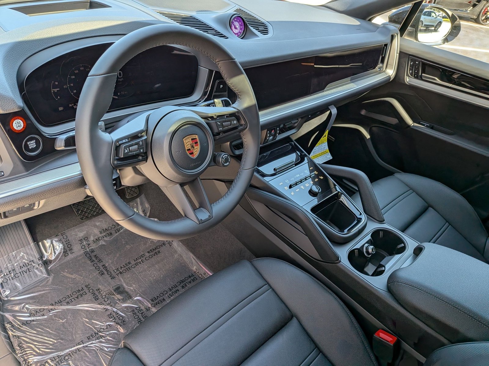 2026 Porsche Cayenne Coupe photo 3