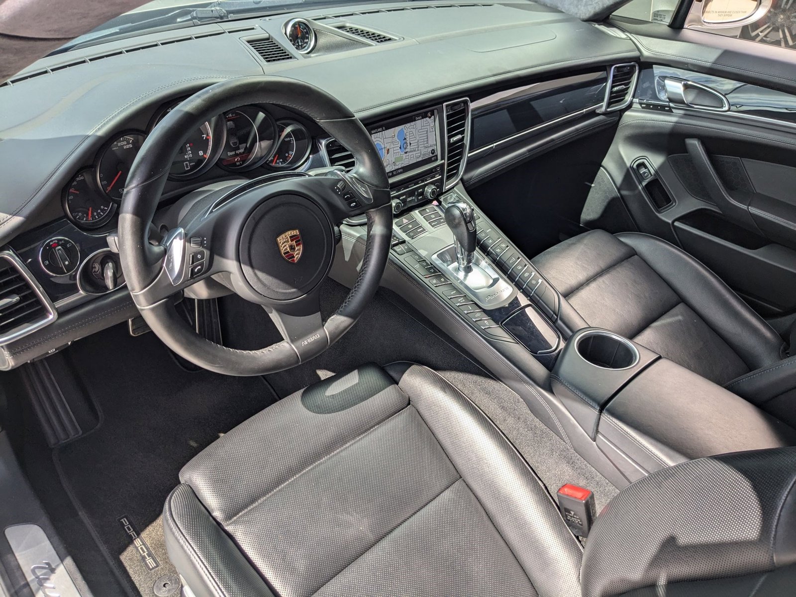 2012 Porsche Panamera Turbo S photo 4