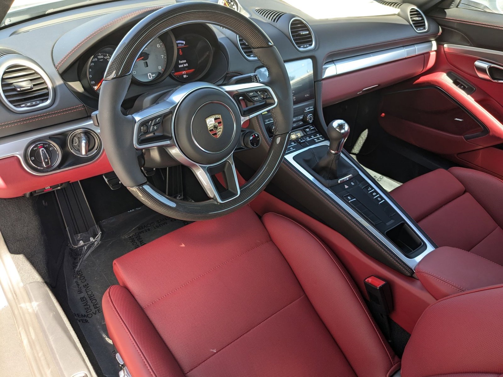 2025 Porsche Cayman S photo 4