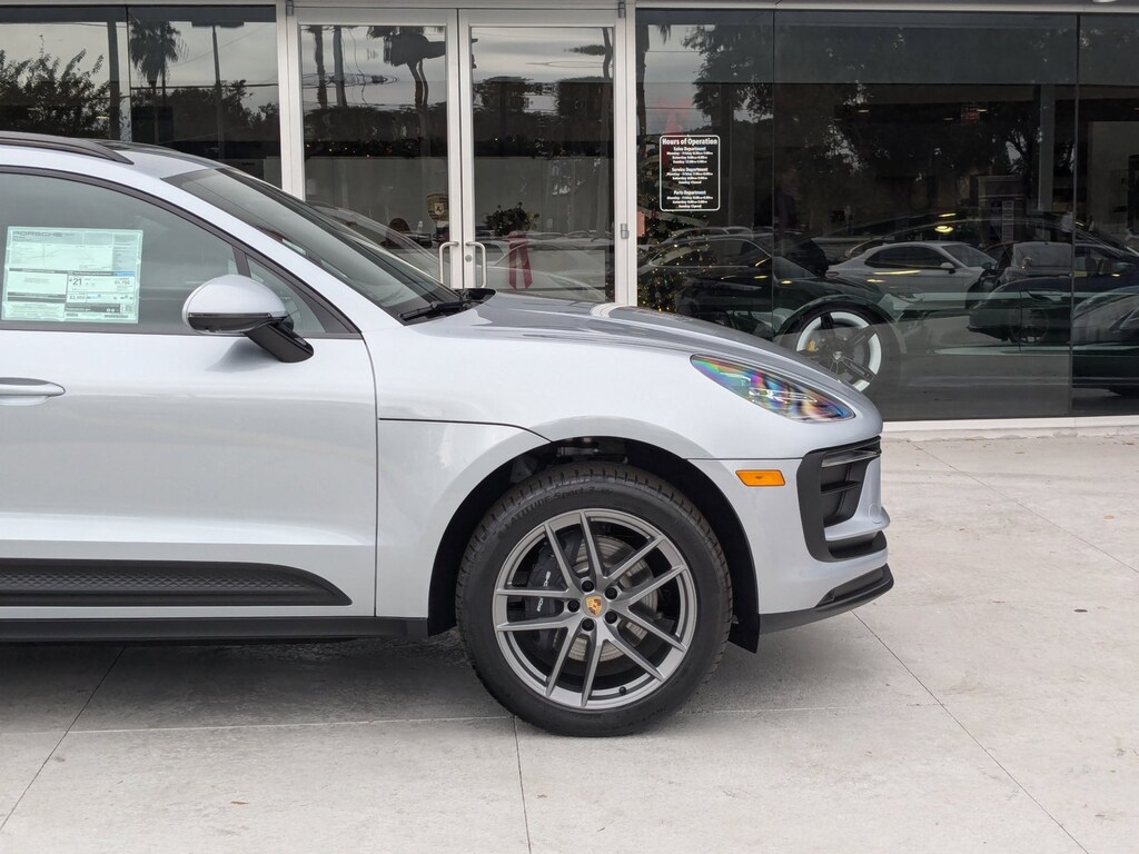 Certified 2025 Porsche Macan  SUV