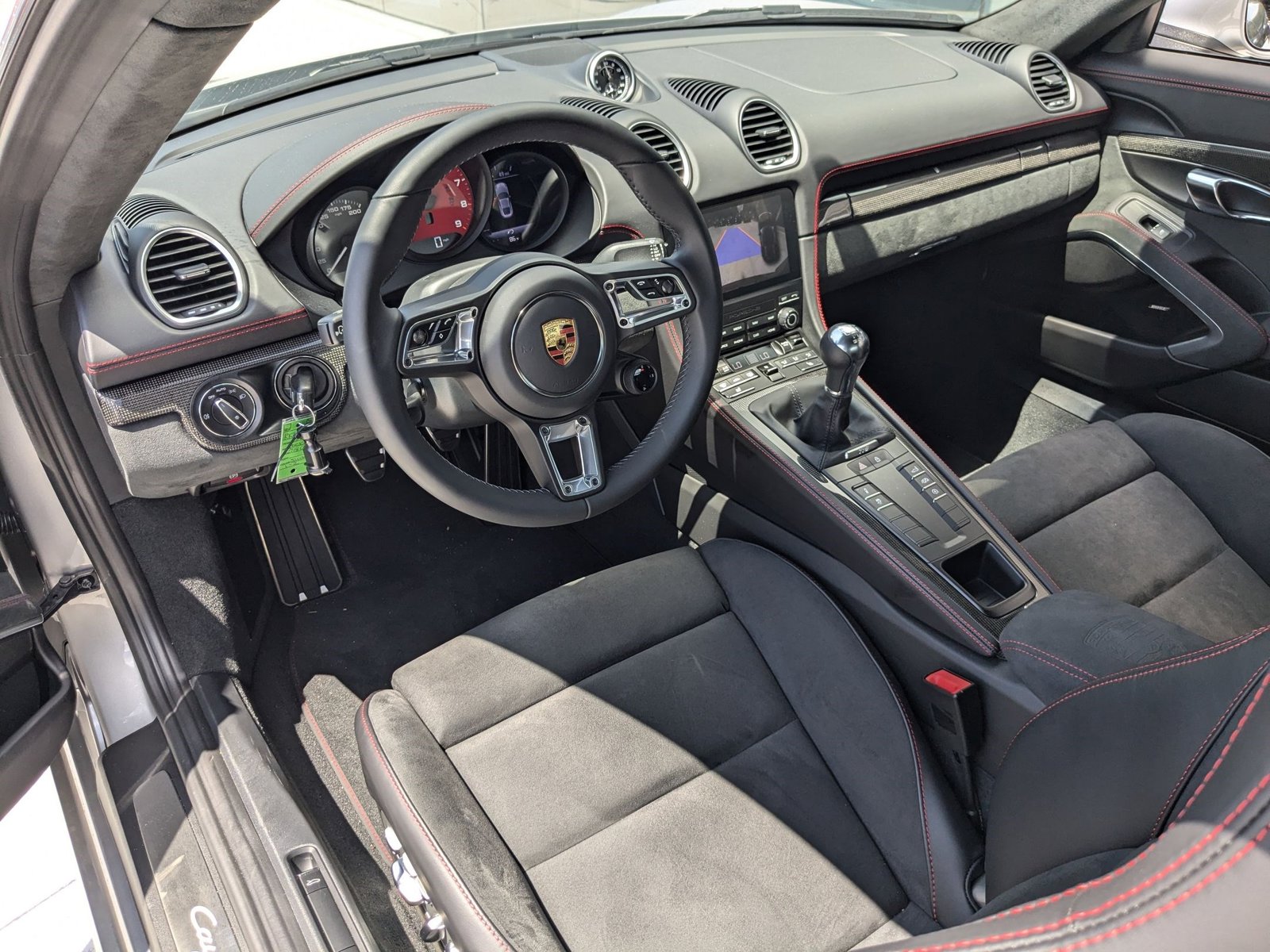 2024 Porsche Cayman GTS 4.0 photo 4