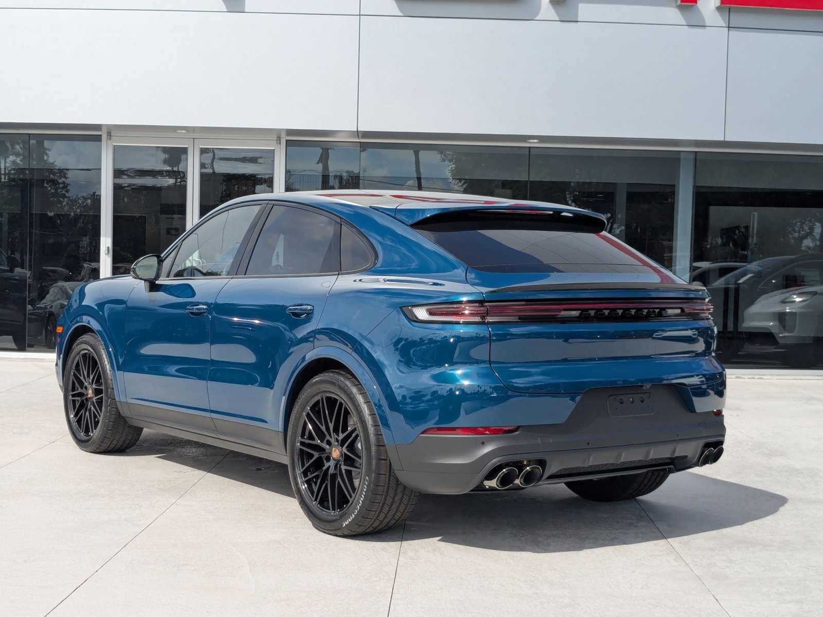 2026 Porsche Cayenne Coupe photo 3